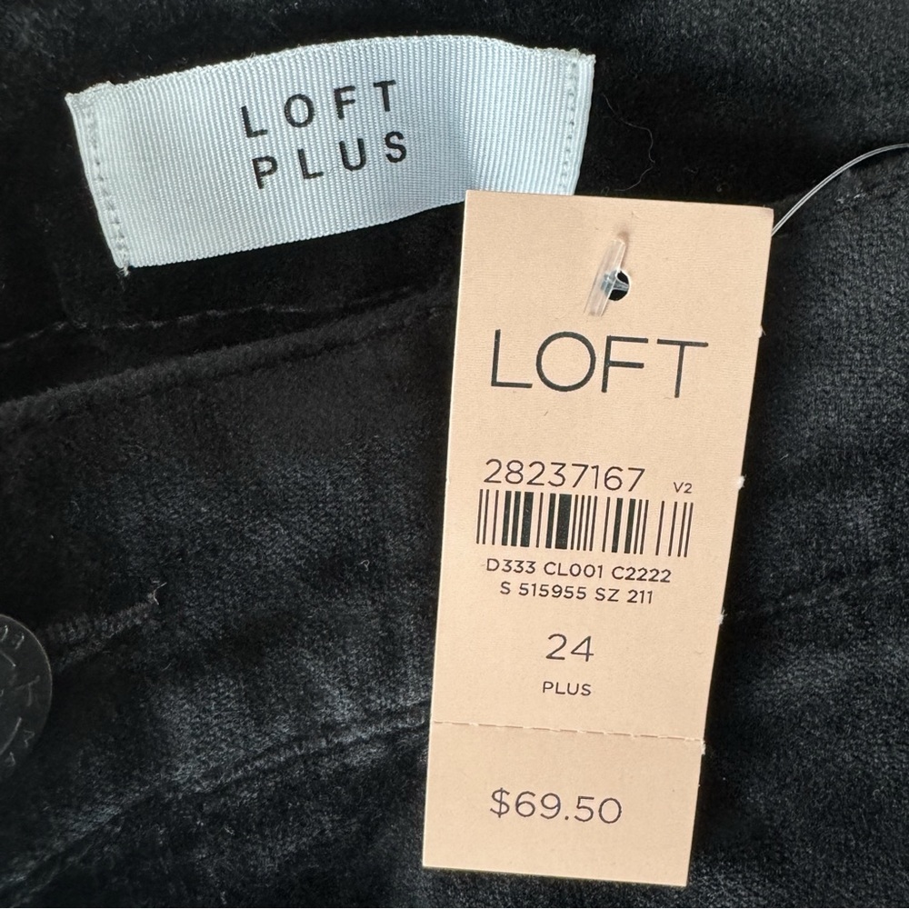 LOFT Plus Black Midrise Stretch Velour Skinny Pants size 22 NWT - Picture 13 of 16